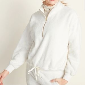 Old Navy Mock-Neck Sherpa 1/2-Zip Pullover